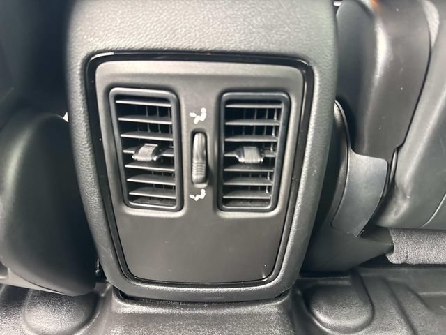 Used 2024 Dodge Durango R/T w/ Blacktop Package RWD image 17