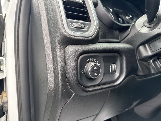 Used 2024 RAM 3500 Big Horn AWD/4WD image 26