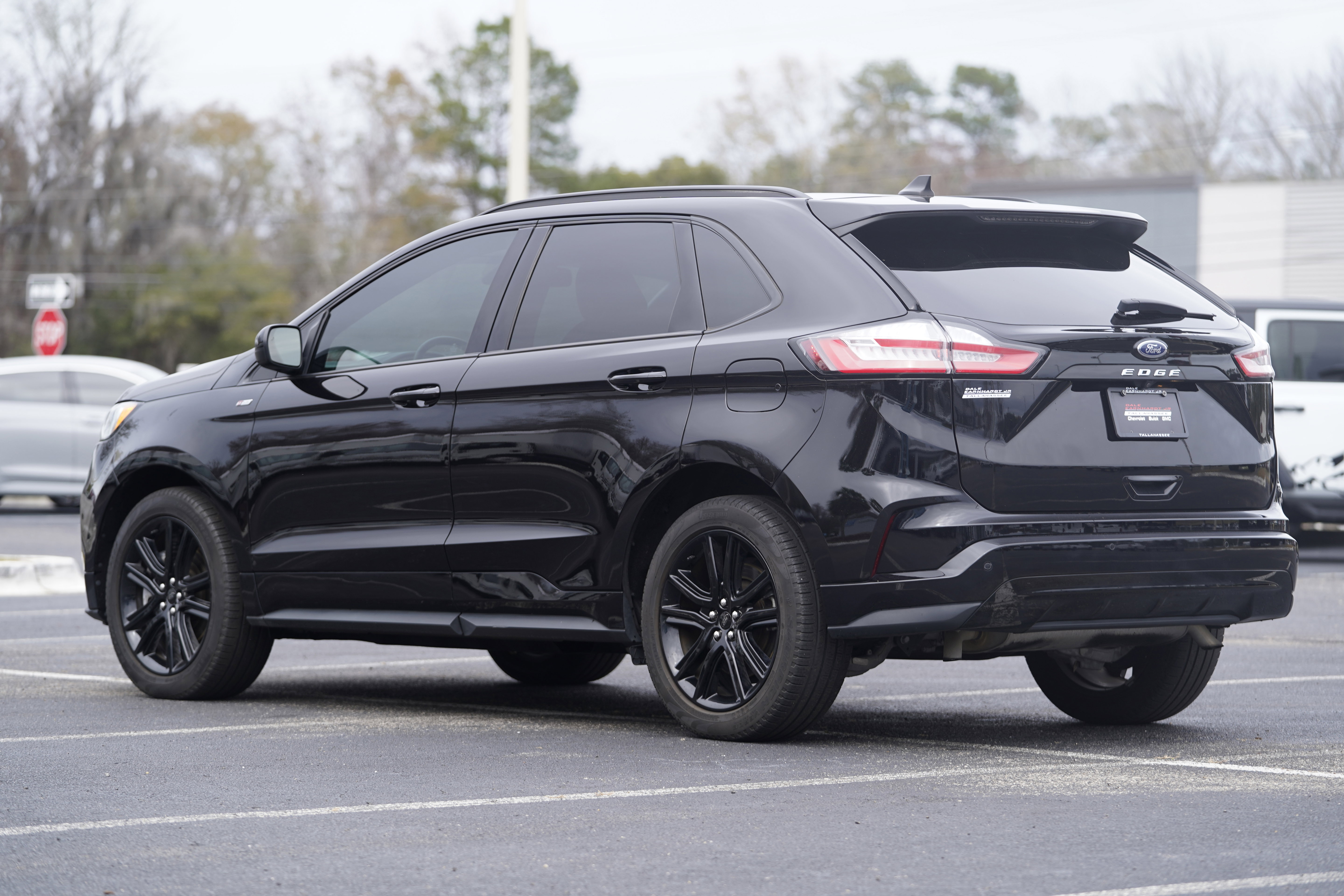 Used 2023 Ford Edge ST-Line image 3