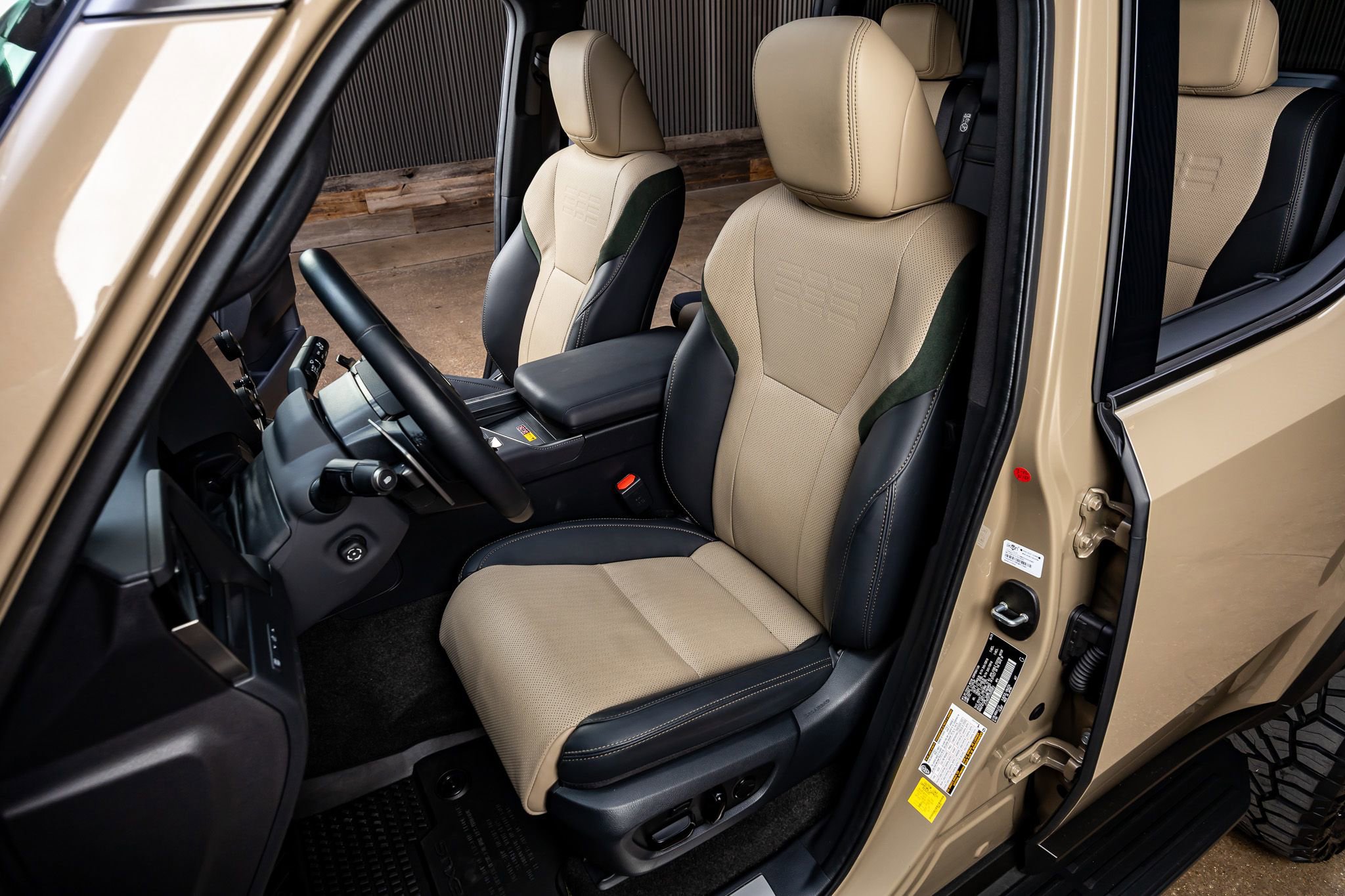 Used 2025 Lexus GX 550 550 Overtrail+ image 29