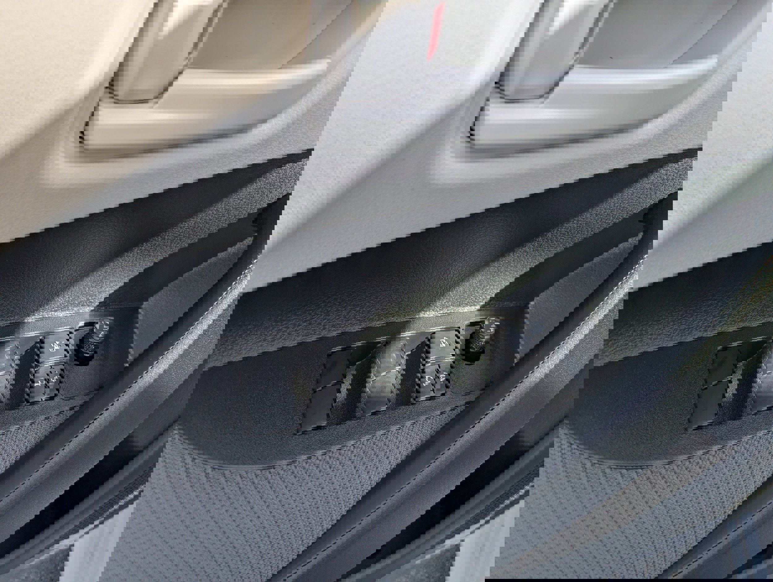 New 2026 Toyota Corolla LE image 9