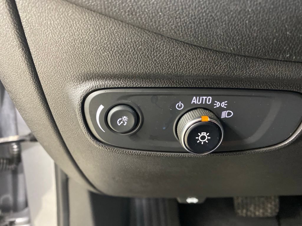 Used 2024 Chevrolet Equinox LT AWD/4WD image 35