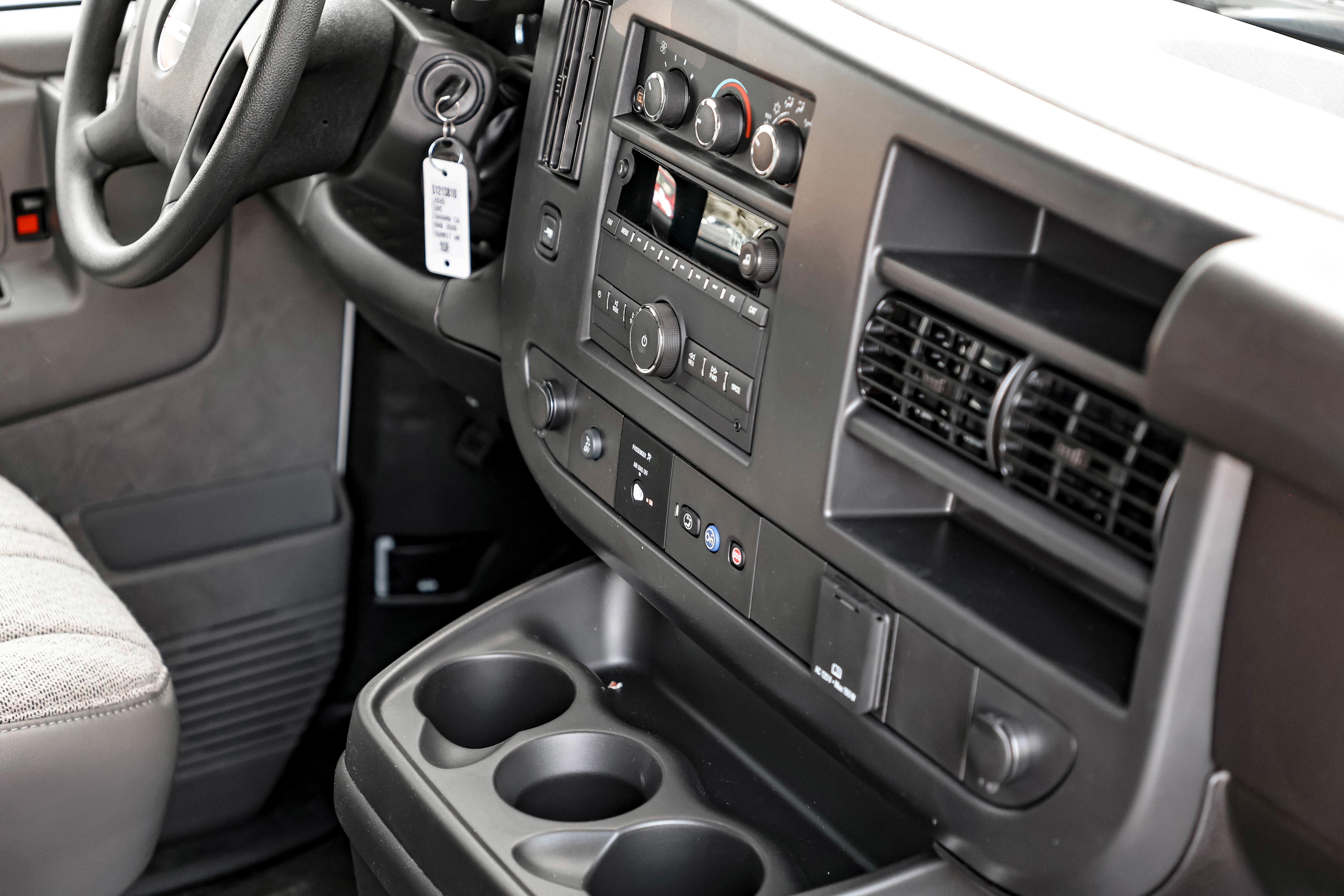 New 2025 GMC Savana 3500 w/ Driver Convenience Package image 15