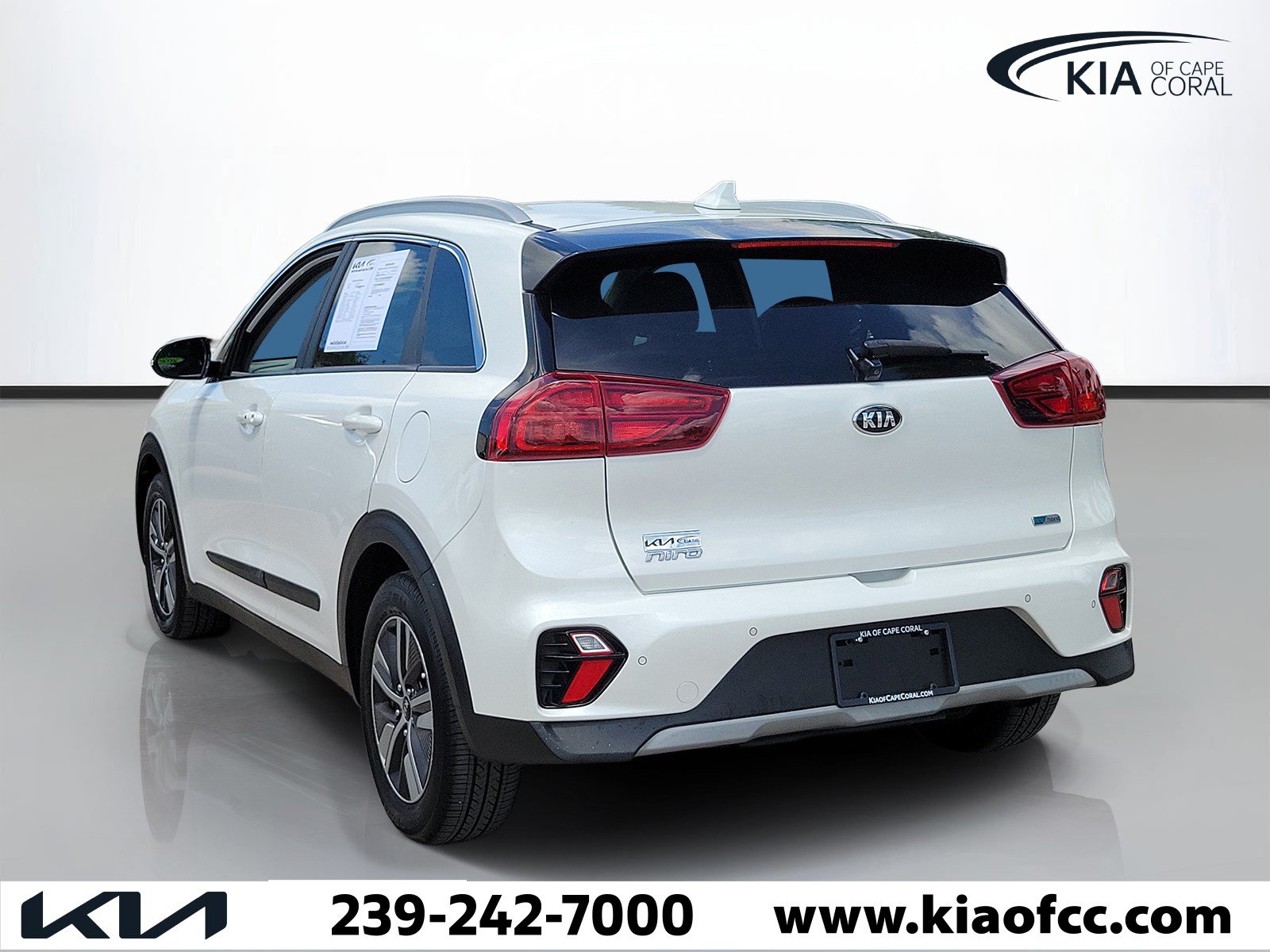 Used 2021 Kia Niro EX Premium FWD image 4