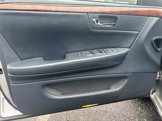 Used 2010 Cadillac DTS Hearse image 21