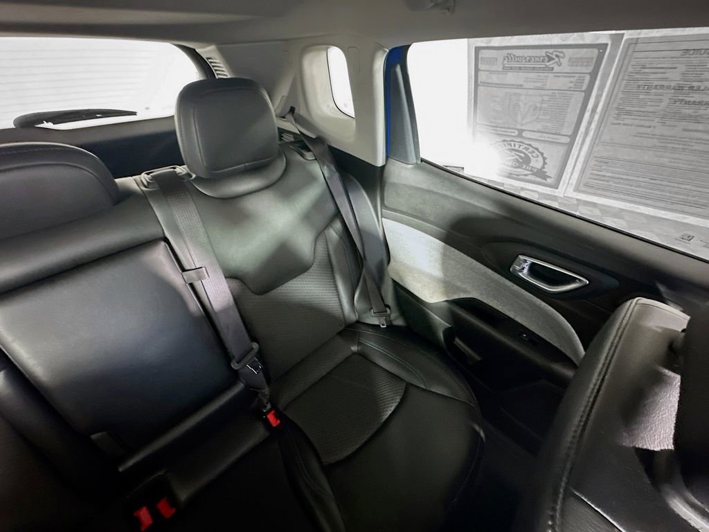 Used 2022 Jeep Compass Latitude w/ Sun and Sound Group image 14