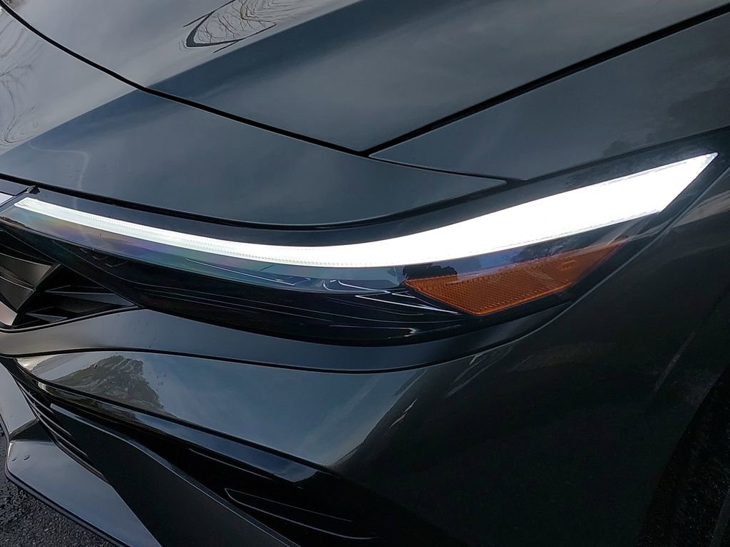 Certified 2025 Hyundai Elantra SEL w/ Cargo Package image 32