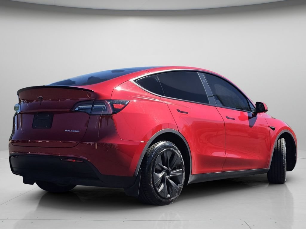 Used 2023 Tesla Model Y Long Range AWD/4WD image 25