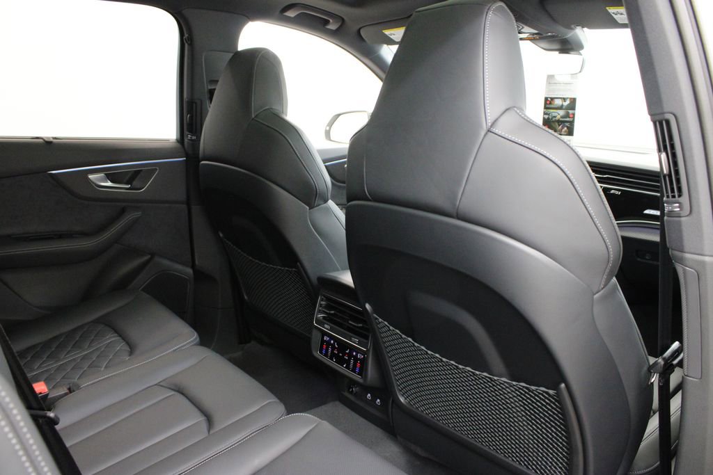 New 2026 Audi SQ7 Premium Plus AWD/4WD image 21