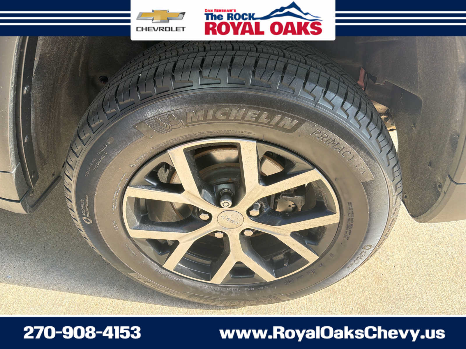 Used 2024 Jeep Grand Cherokee Limited AWD/4WD image 11