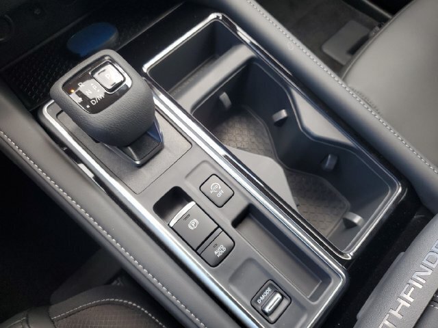 New 2026 Nissan Pathfinder SL FWD image 16