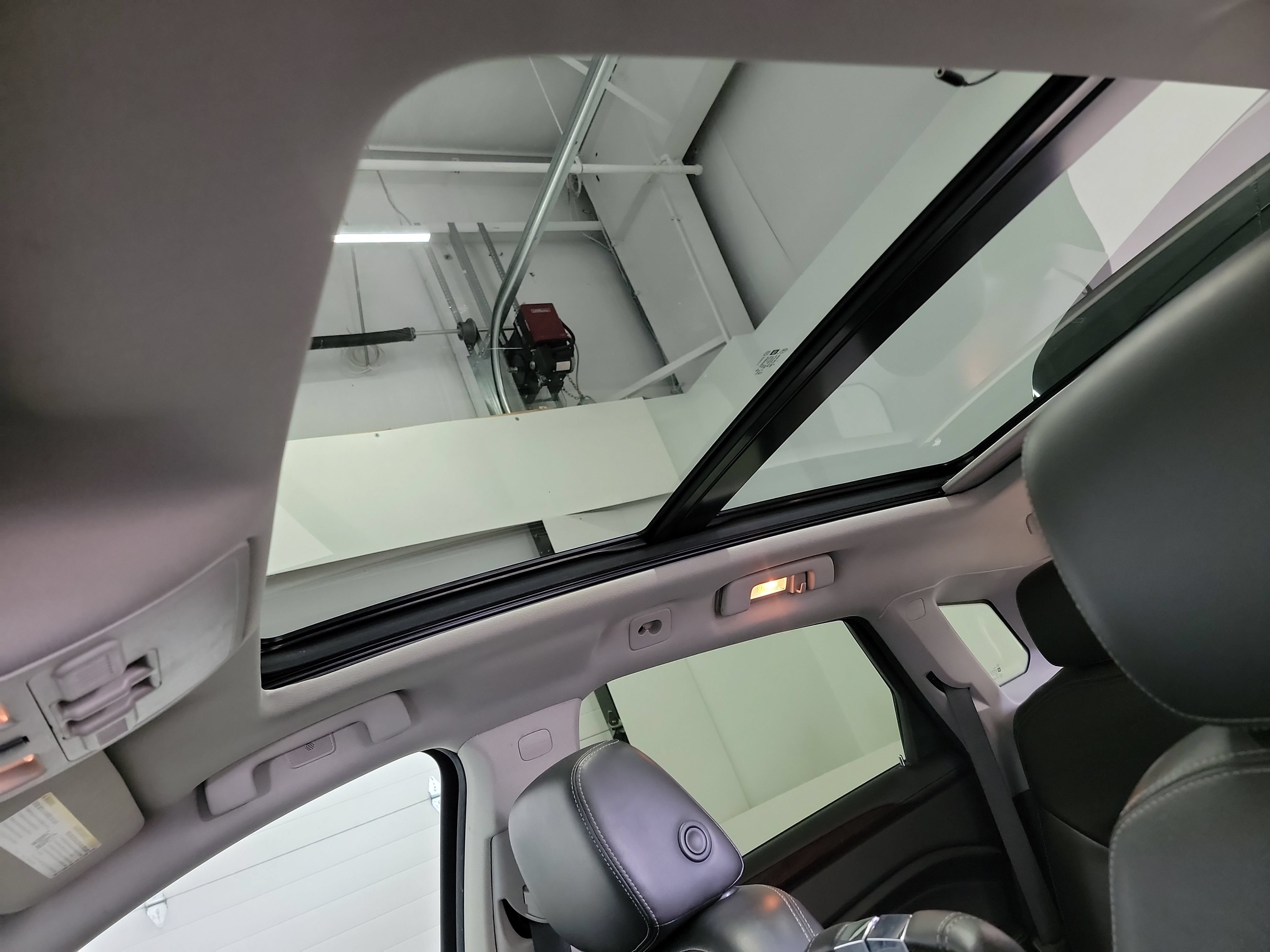 Used 2015 Cadillac SRX Luxury FWD image 24