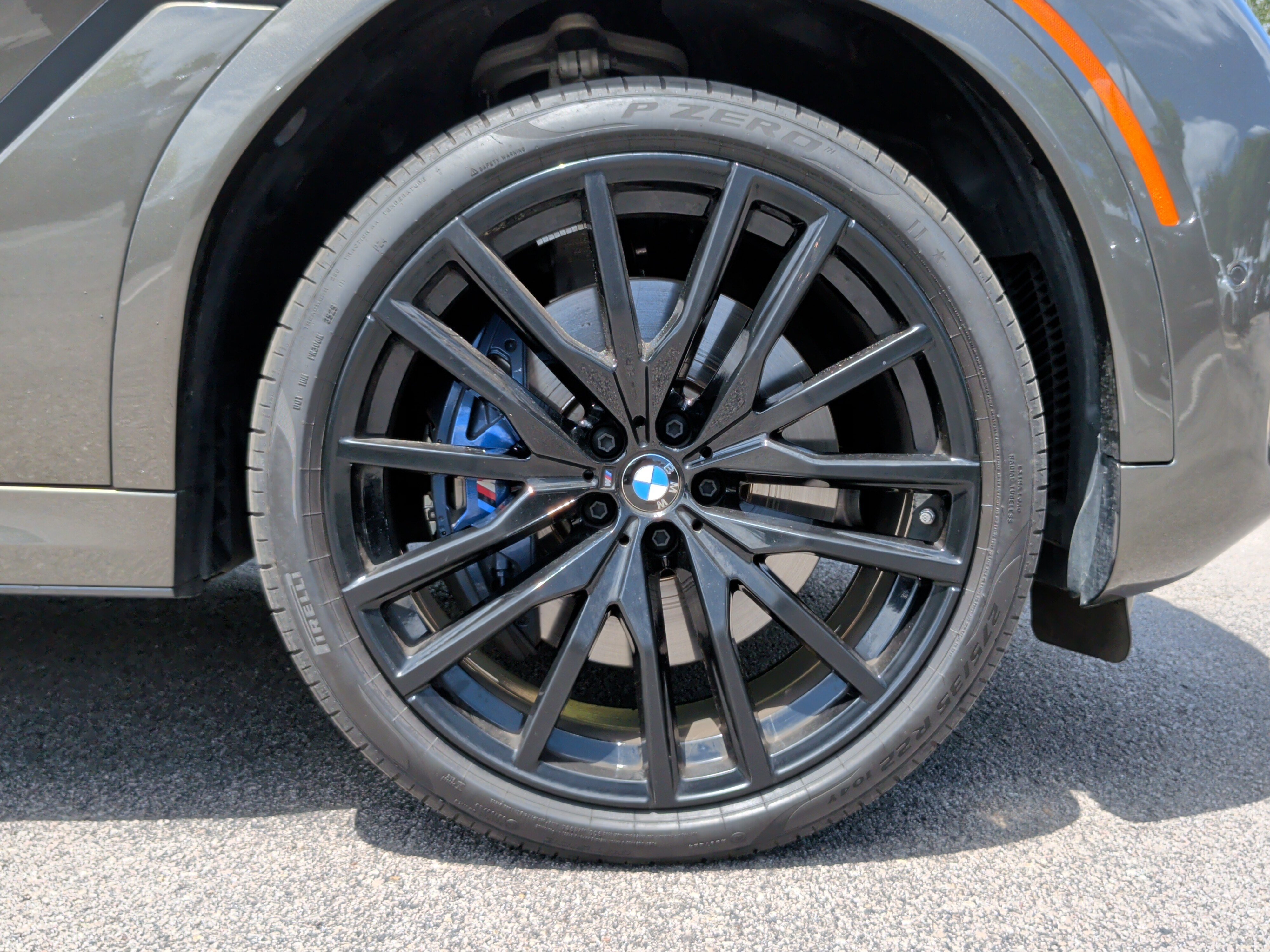 Certified 2026 BMW X6 M60i AWD/4WD image 15