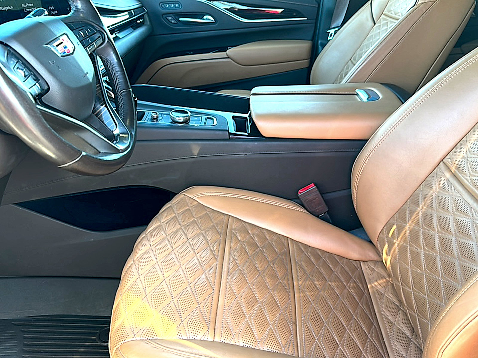 Used 2021 Cadillac Escalade Sport RWD image 13