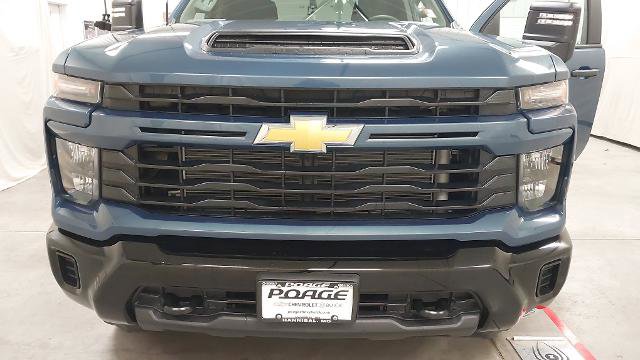 New 2026 Chevrolet Silverado 2500 Custom w/ Custom Convenience Package image 31