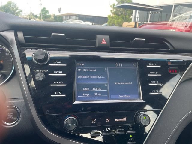 Used 2018 Toyota Camry SE w/ Convenience Package FWD image 21