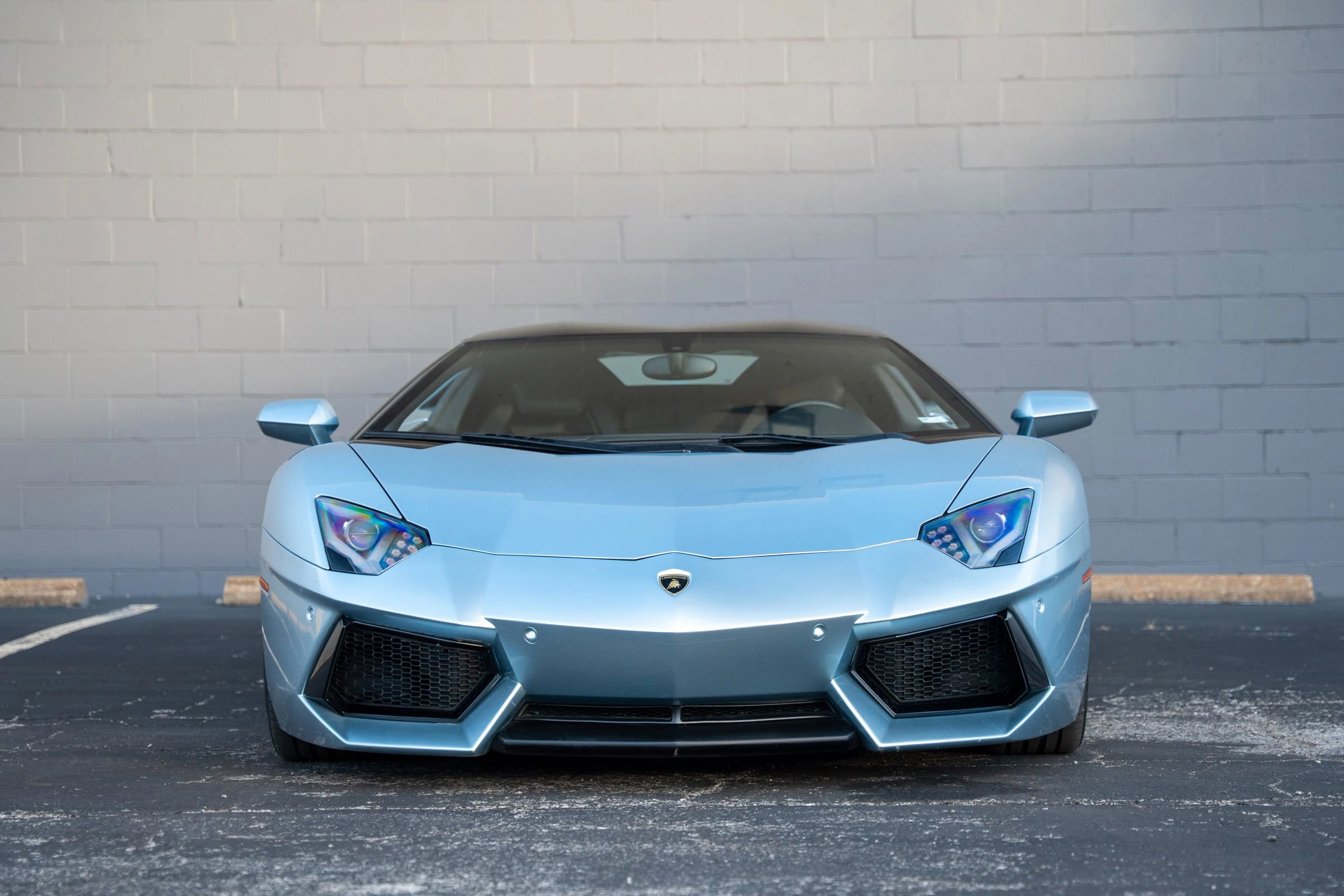 Used 2013 Lamborghini Aventador LP 700-4 image 8