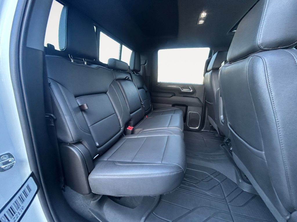 Used 2024 Chevrolet Silverado 3500 LT w/ Z71 Sport Edition image 11