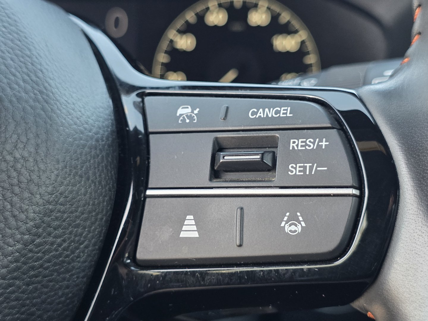 Certified 2024 Honda HR-V Sport image 31