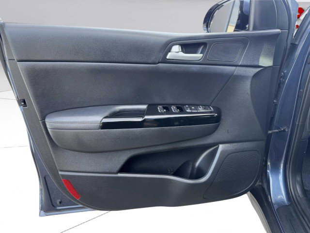 Used 2021 Kia Sportage EX image 19