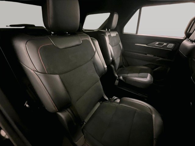 Used 2025 Ford Explorer ST w/ Sun And Sound Package AWD/4WD image 26