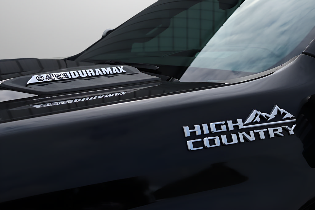 Used 2023 Chevrolet Silverado 2500 High Country w/ Z71 Off-Road Package AWD/4WD image 35