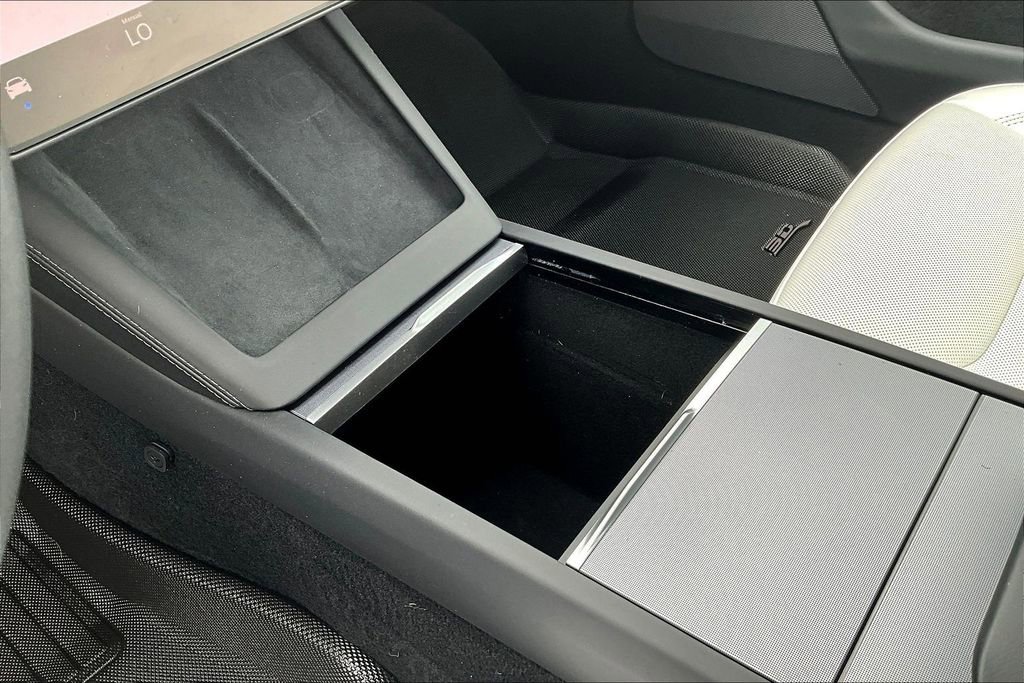 Used 2025 Tesla Model 3 Long Range image 16