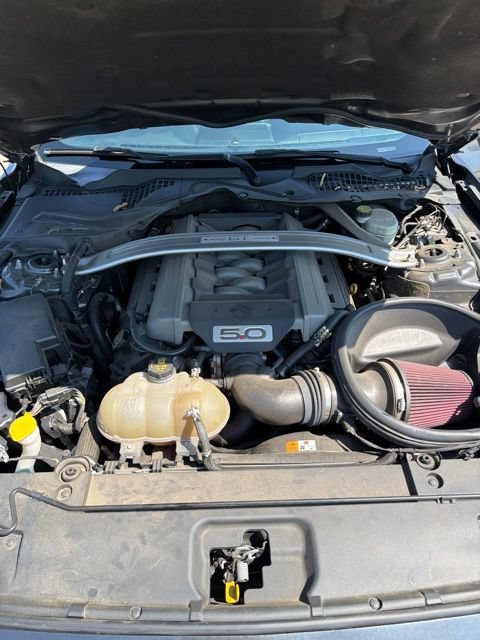 Used 2017 Ford Mustang GT Premium w/ GT Performance Package RWD image 12