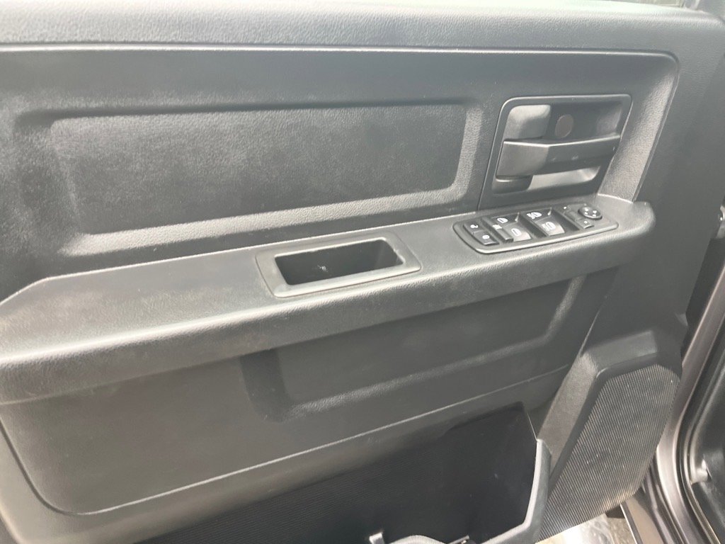 Used 2014 RAM 1500 Express image 6