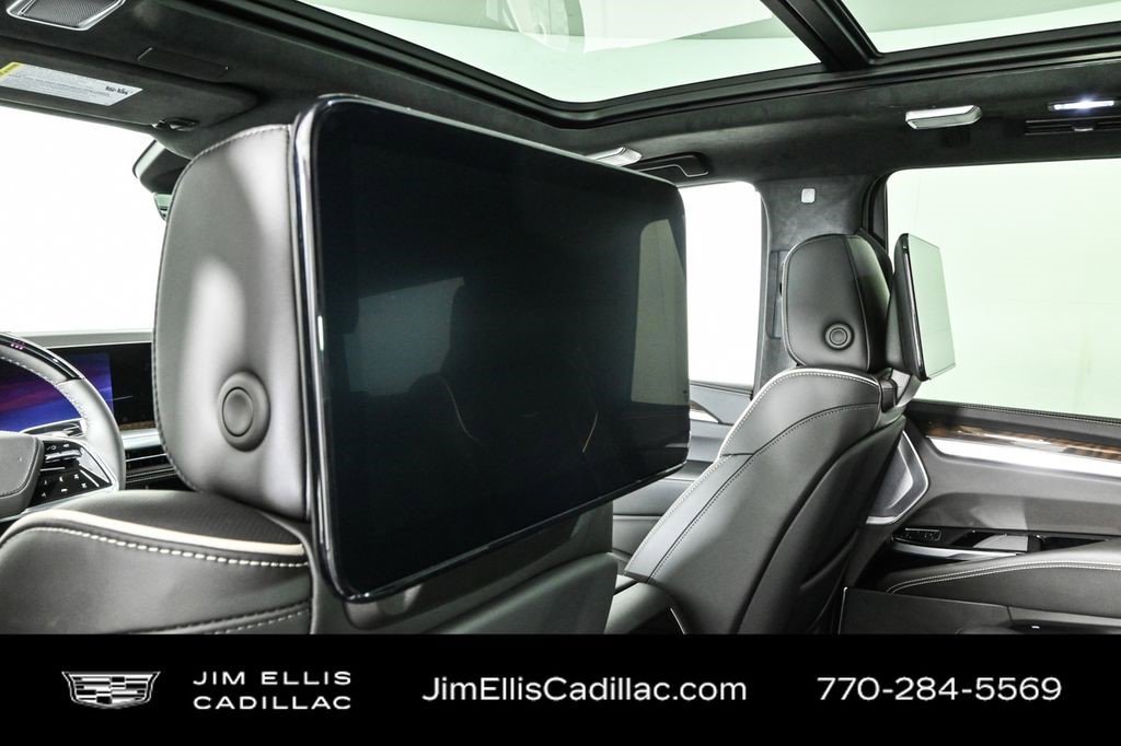 Certified 2025 Cadillac Escalade Sport Platinum w/ LPO, Floor Liner Package image 6