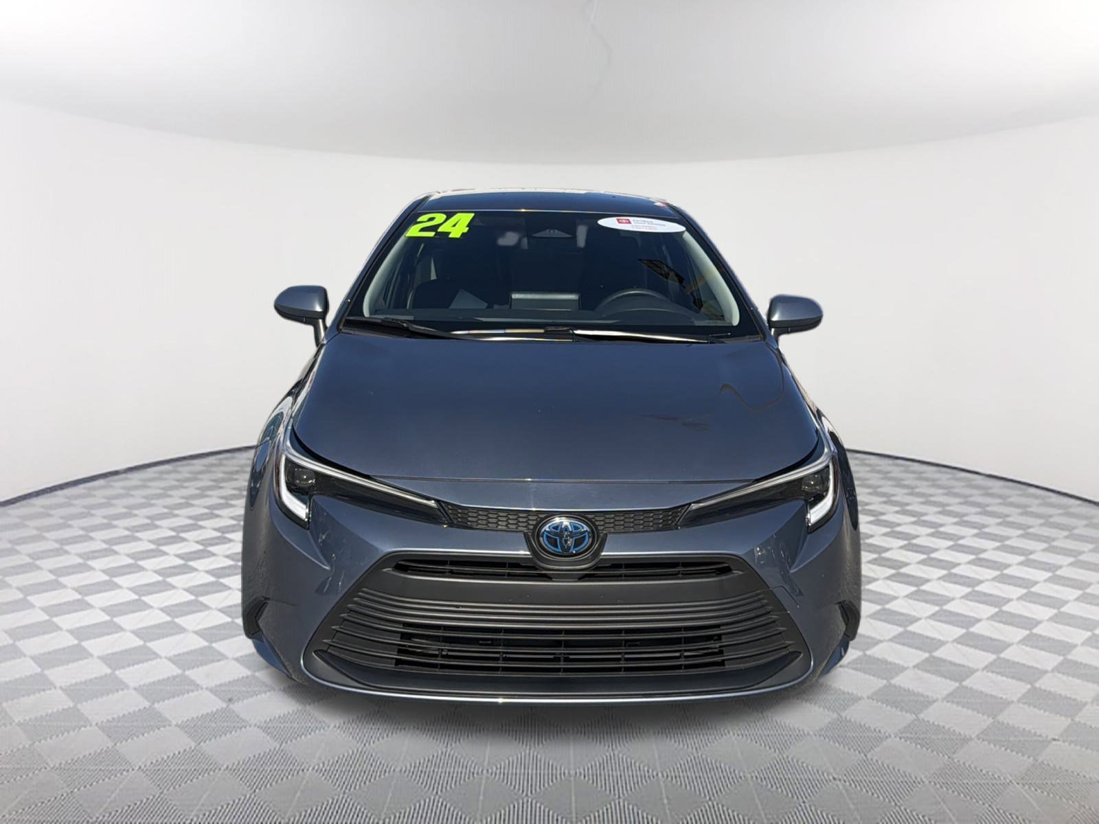 Certified 2024 Toyota Corolla LE image 2