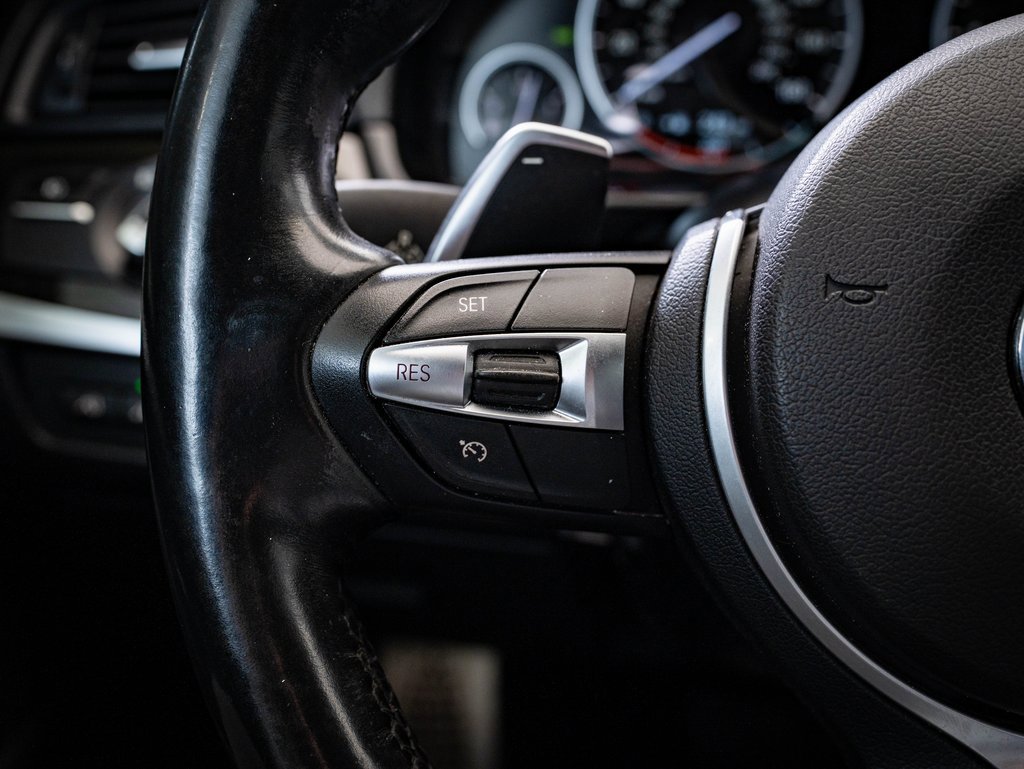 Used 2014 BMW 550i xDrive Sedan image 30