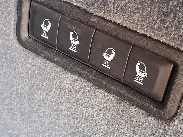 Used 2022 Jeep Grand Wagoneer Series II w/ Premium Group II image 25