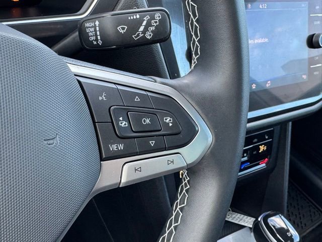 Certified 2022 Volkswagen Tiguan SE w/ Panoramic Sunroof Package image 41