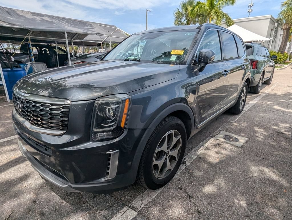 Used 2020 Kia Telluride EX FWD image 3