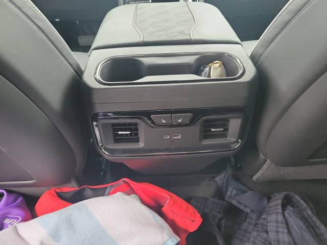 Used 2025 GMC Sierra 1500 AT4X AWD/4WD image 11