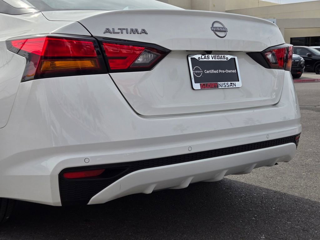 Certified 2025 Nissan Altima 2.5 SV FWD image 6