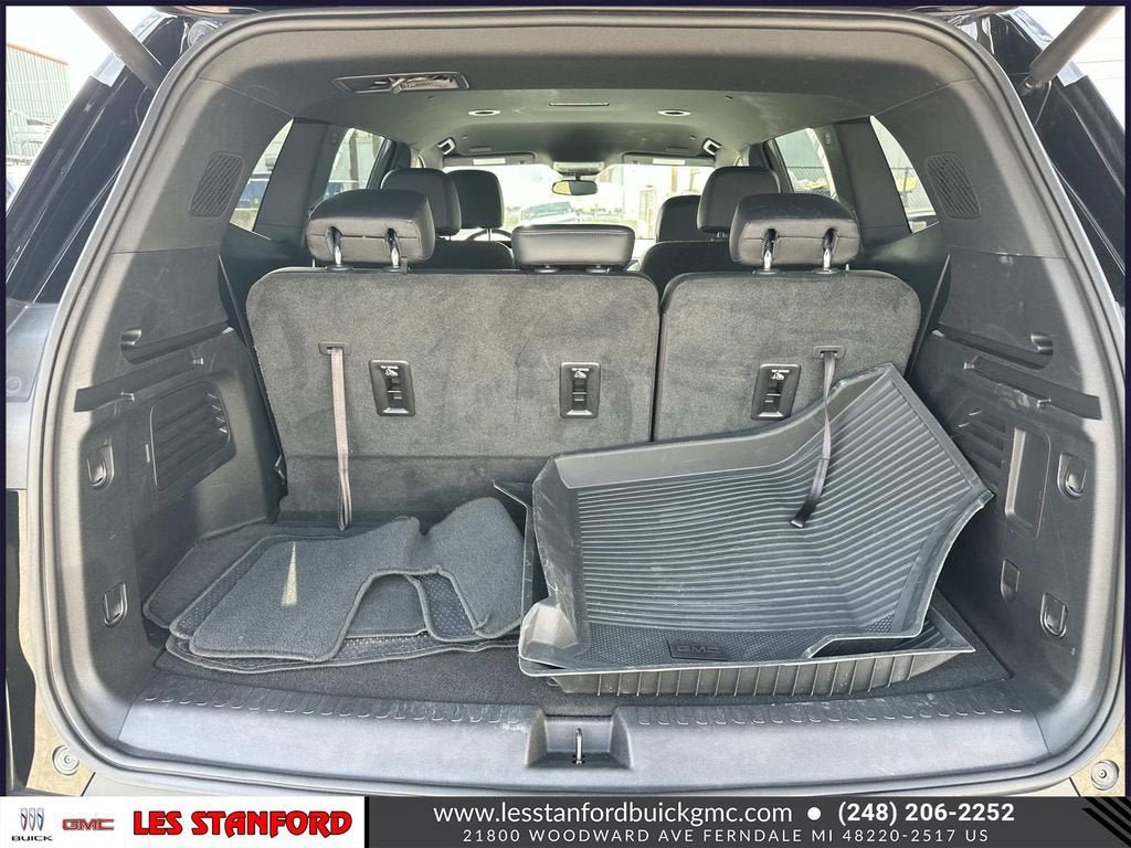 Used 2024 GMC Acadia Elevation w/ Black Edition FWD image 11