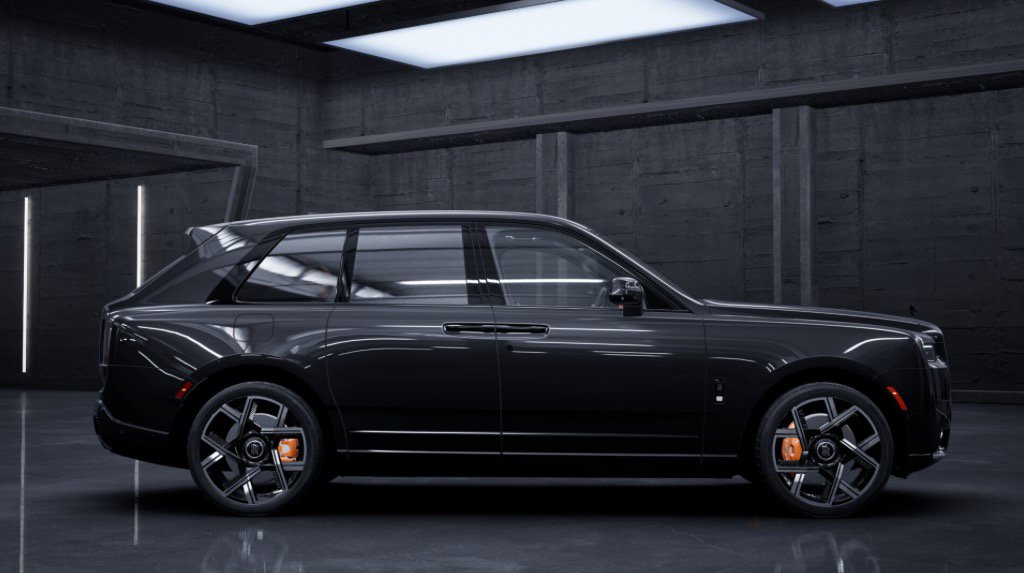 New 2027 Rolls-Royce Cullinan Black Badge AWD/4WD image 3