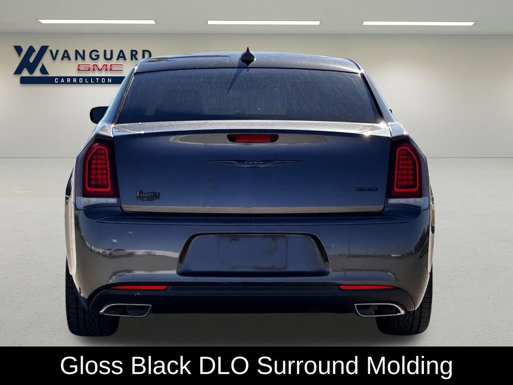 Used 2021 Chrysler 300 Touring w/ Sport Appearance Package image 8