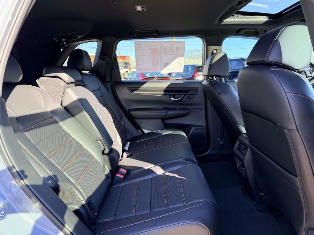 Used 2025 Honda CR-V Sport-L image 14