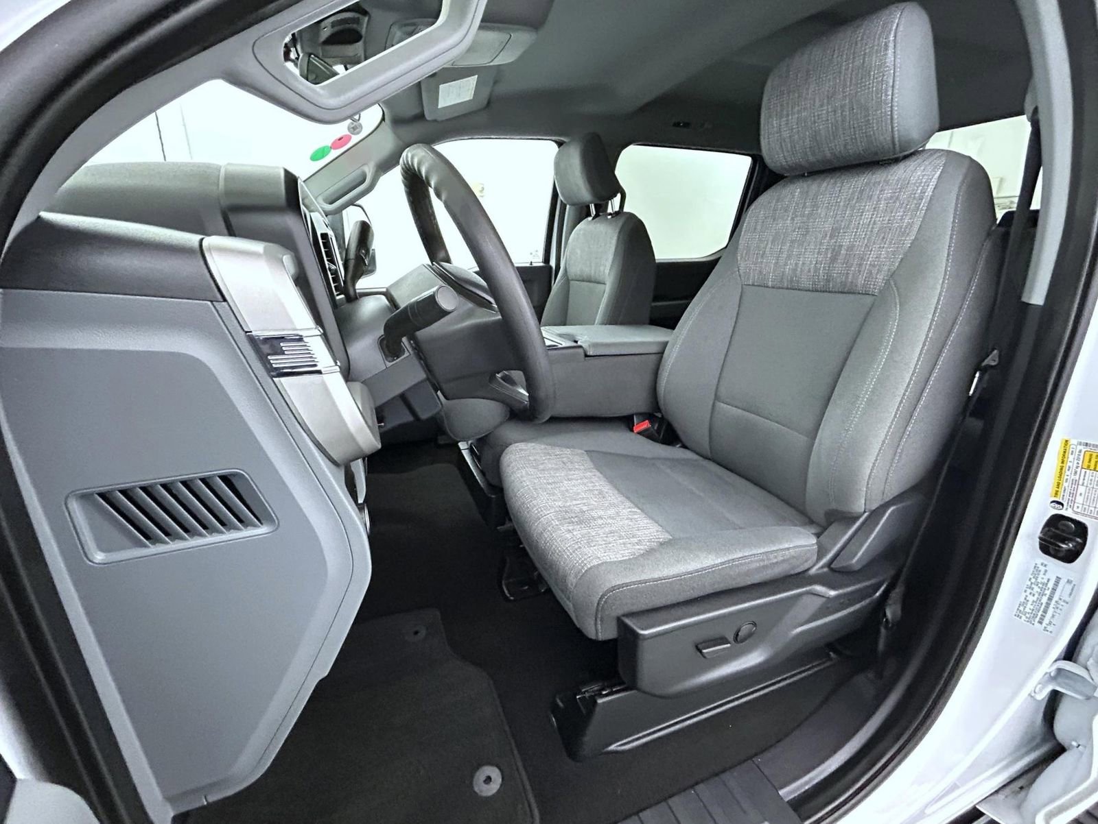 Used 2024 Ford F250 XLT image 10