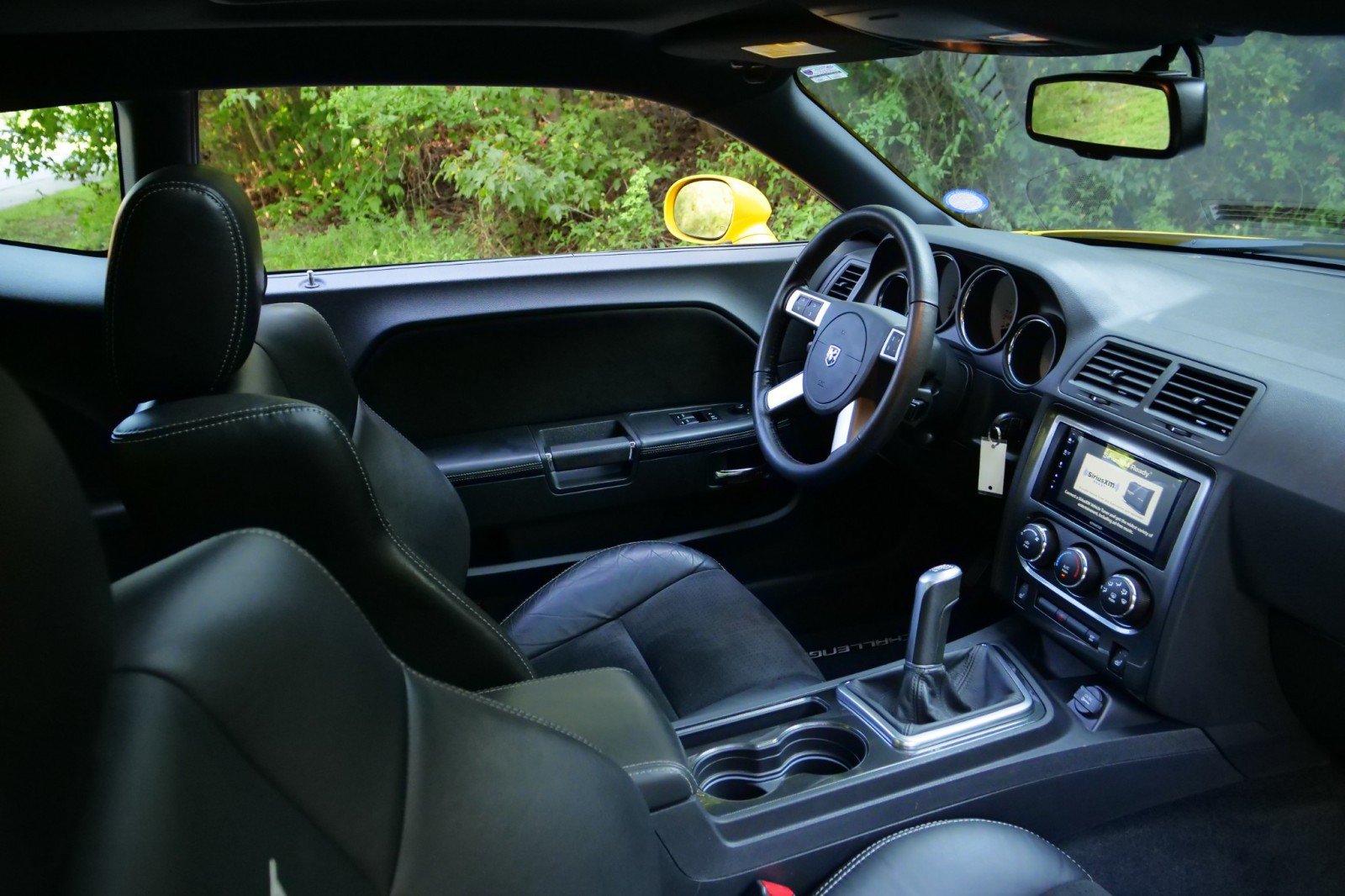 Used 2010 Dodge Challenger SRT8 w/ SRT Option Group II RWD image 32