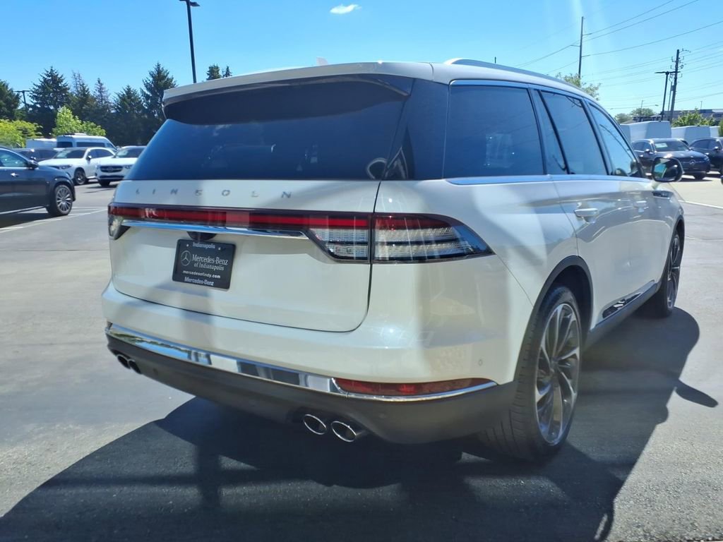 Used 2022 Lincoln Aviator Reserve w/ Equipment Group 201A AWD/4WD image 6