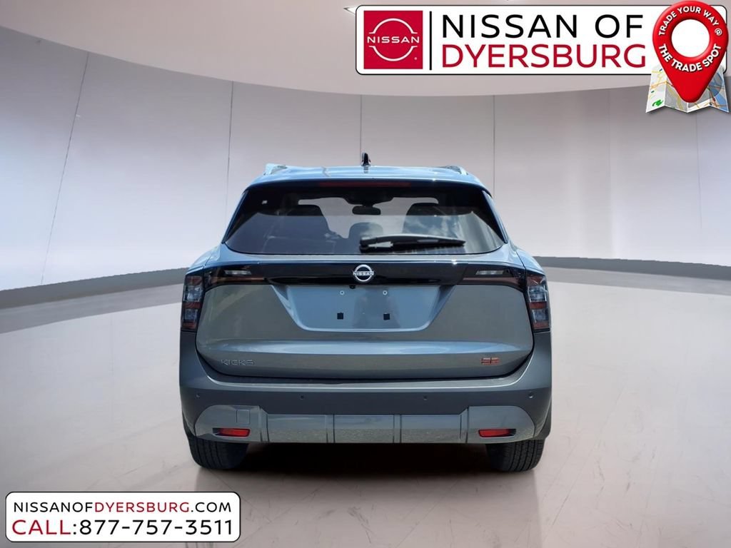 New 2026 Nissan Kicks SR FWD image 4
