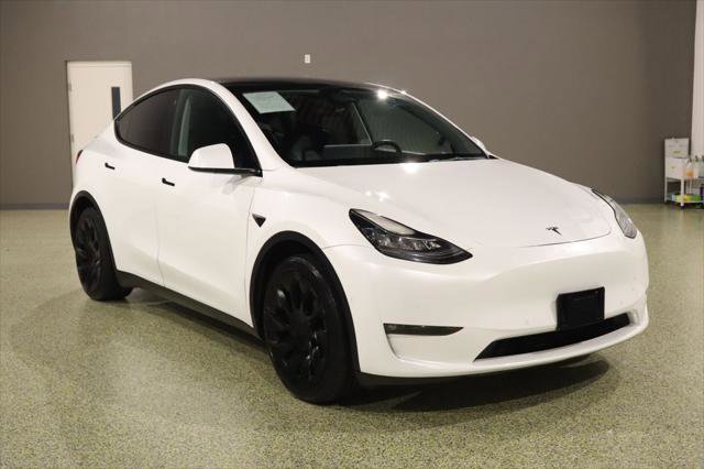 Used 2021 Tesla Model Y Long Range image 1