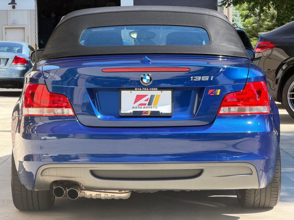 Used 2013 BMW 135i Convertible RWD image 8