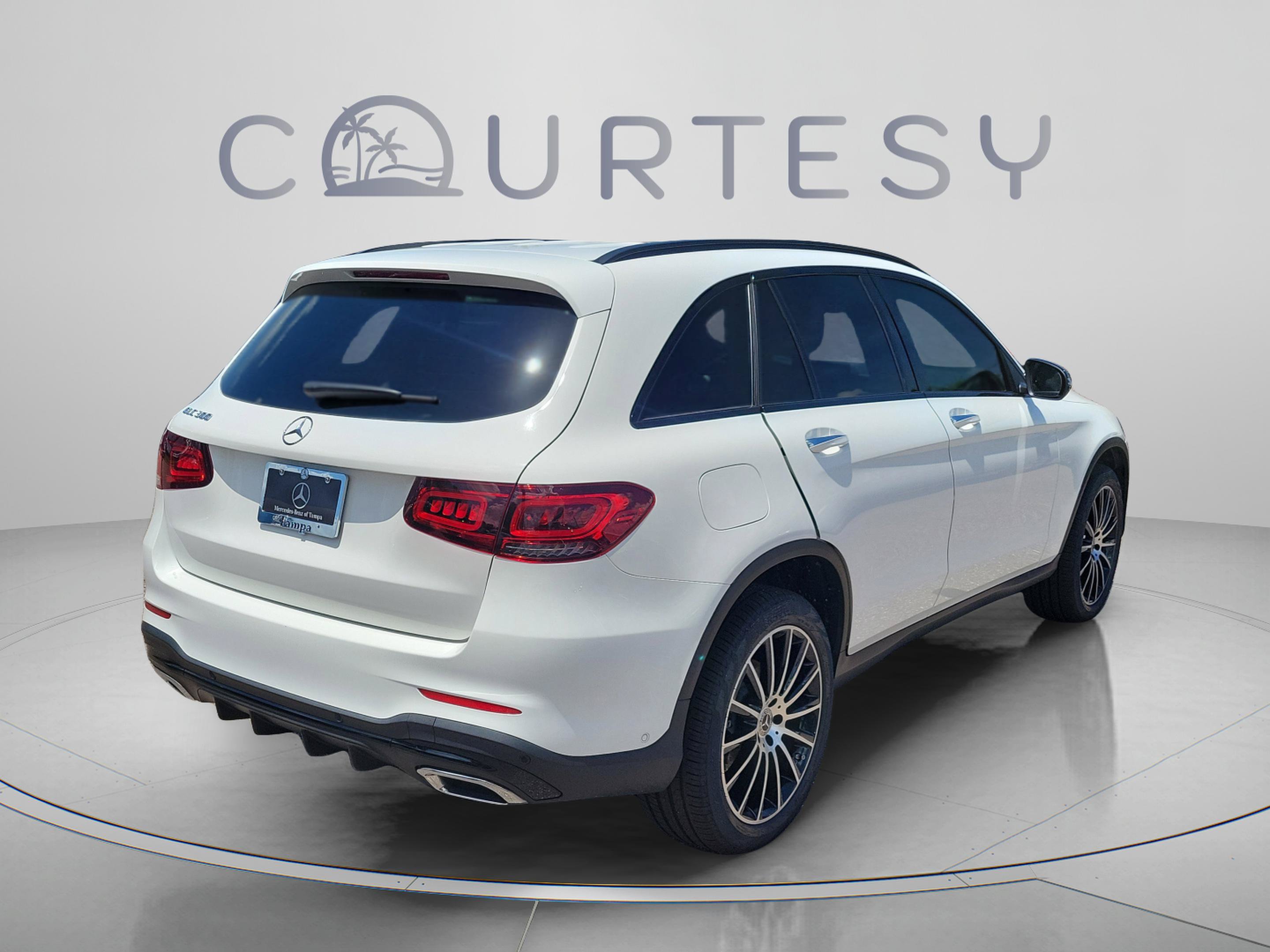 Certified 2021 Mercedes-Benz GLC 300 image 3