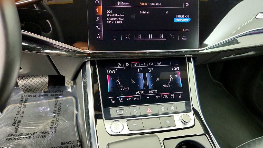 Used 2019 Audi Q8 Premium Plus w/ Premium Plus AWD/4WD image 18
