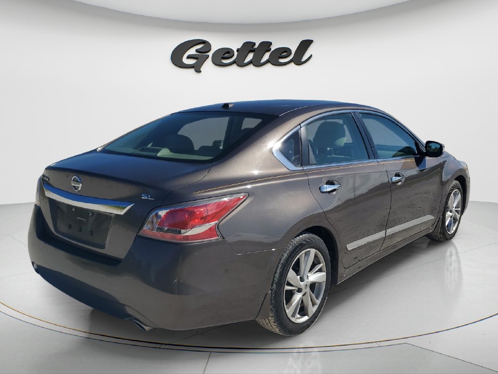Used 2015 Nissan Altima 2.5 SL w/ Technology Package FWD image 5
